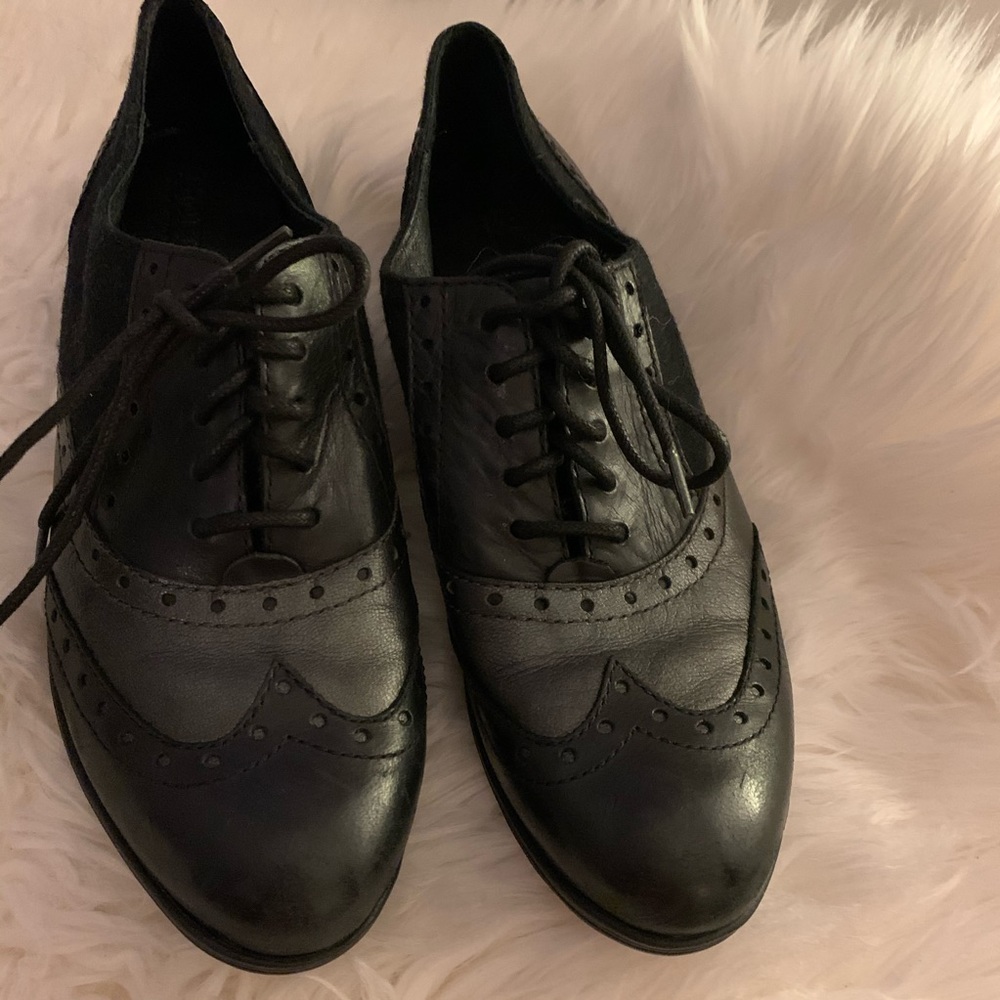 Born tie up Dress Shoes
